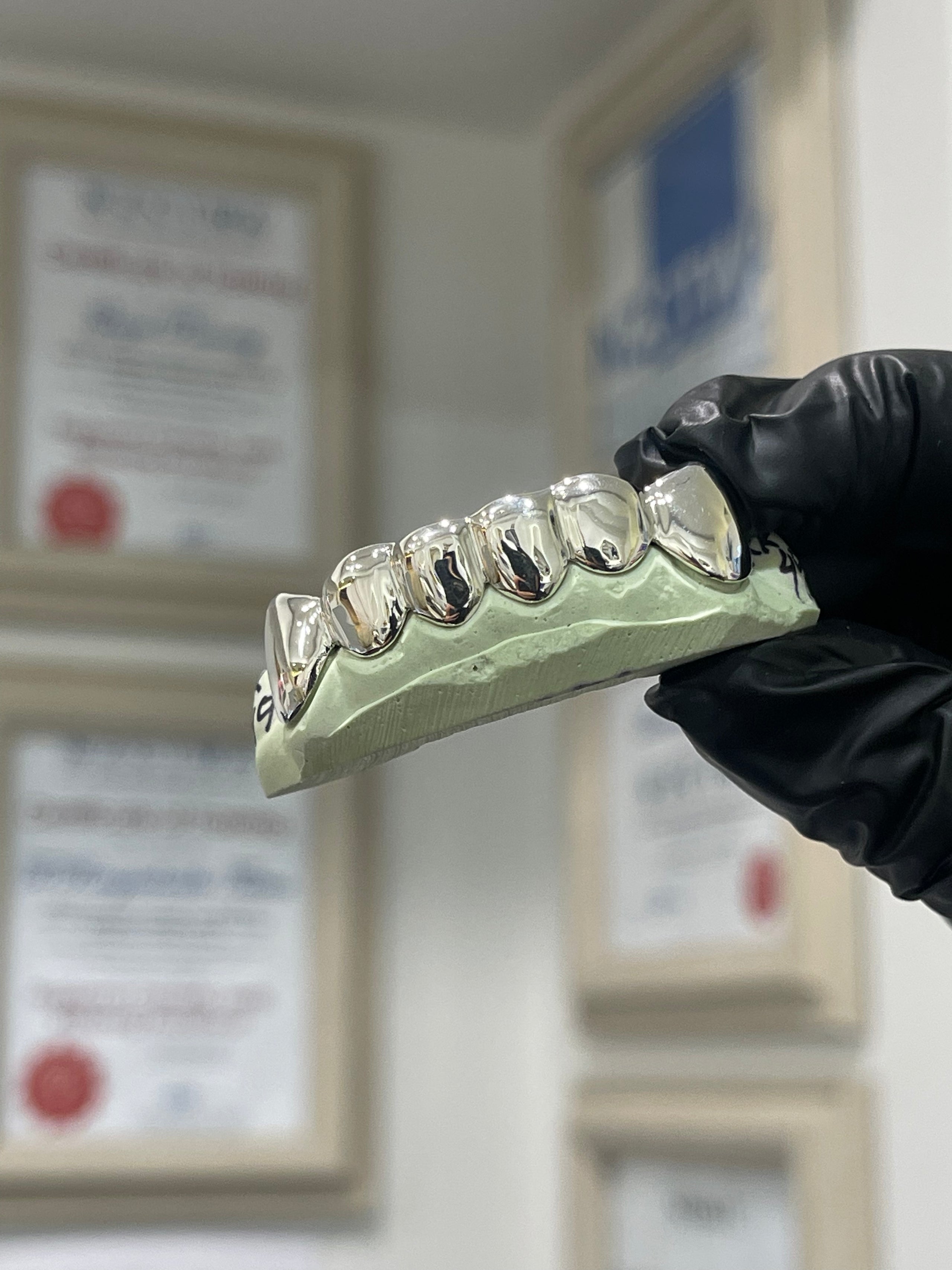 CUSTOM GRILLZ